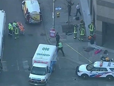 加拿大货车冲撞行人致9死16伤 被指为蓄意行动 