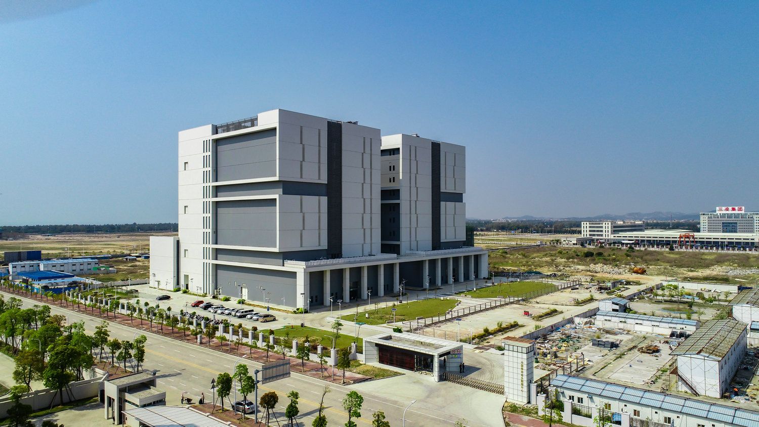 “云”启未来：投资30亿的粤东数据中心助推智慧城市建设