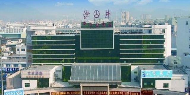 走进社区看党建