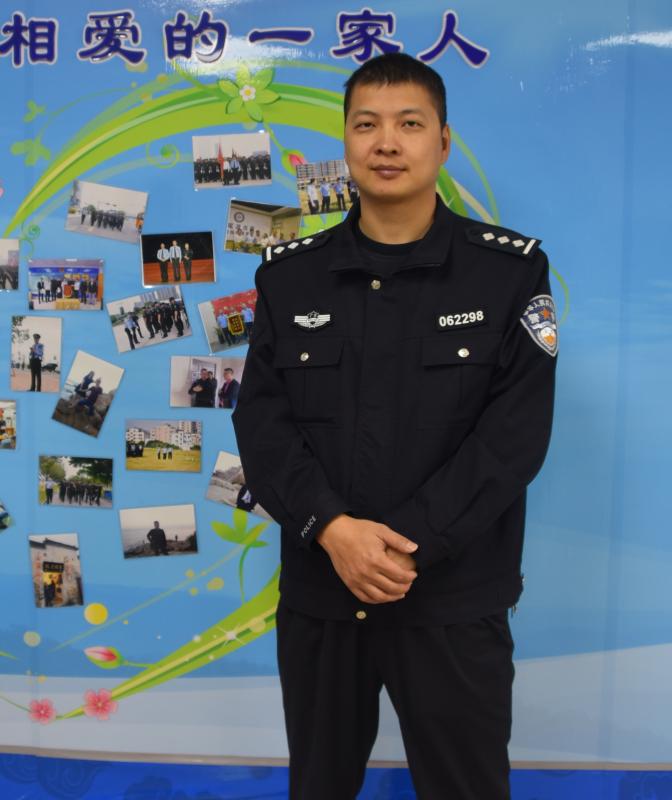 每日警星| 方展谦：辖区平安的“守门员”