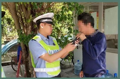 粤五一出行：限行部分车辆 不按规定车道行驶会被抓拍