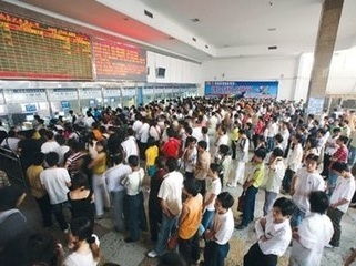 广铁暂停发售6月30日后管内始发火车票