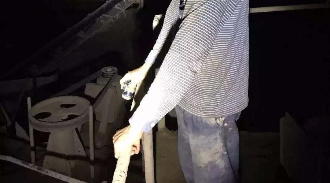 又有人触电身亡！宝安一工人测绘时，不慎碰到高压线......