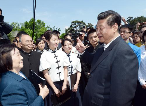 青年“引路人”习近平