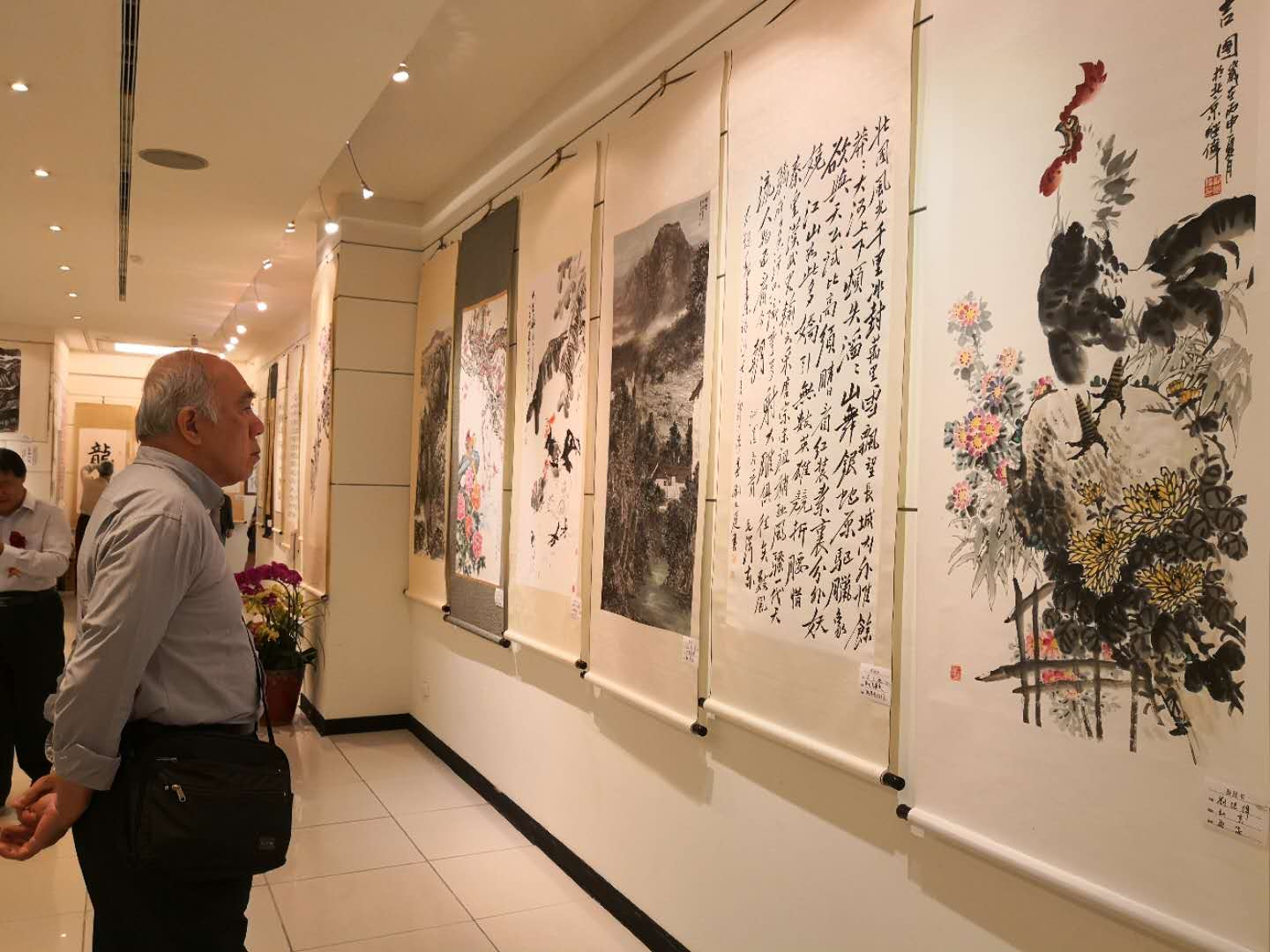 丹青溢韵，文化一家 两岸名家书画交流展启动