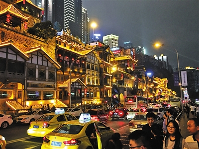 网红洪崖洞景区将重核最大承载量 启用门禁系统