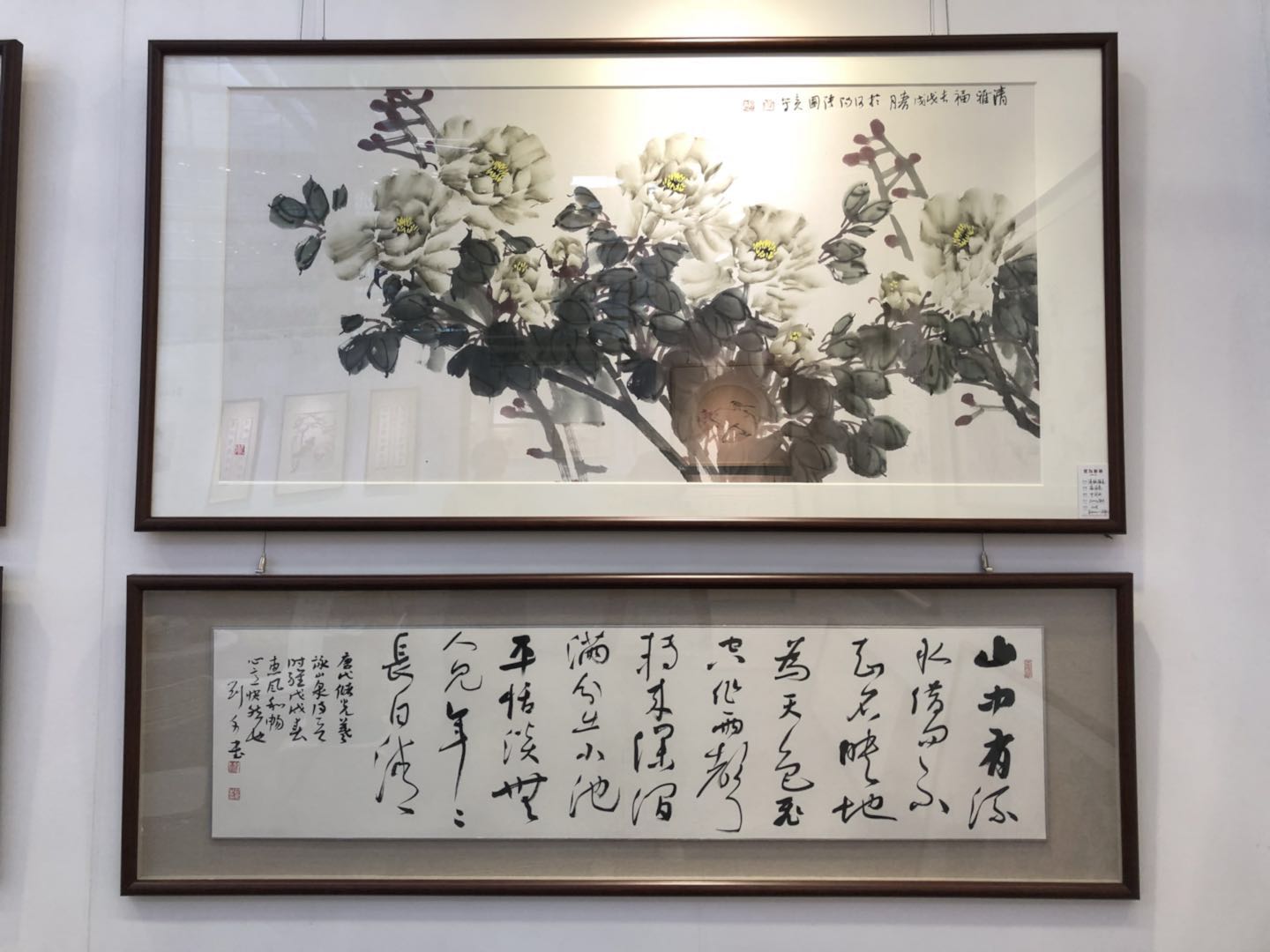湖北名家字画名作展墨香“吸人”