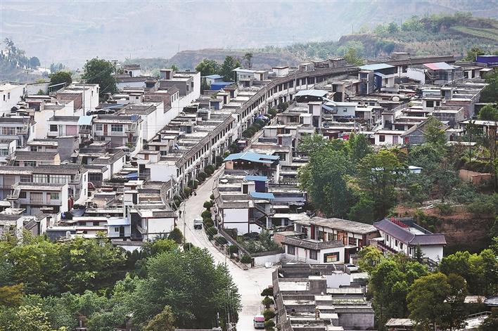 甘肃省陇南市武都区姜家山村整体重建成为示范村