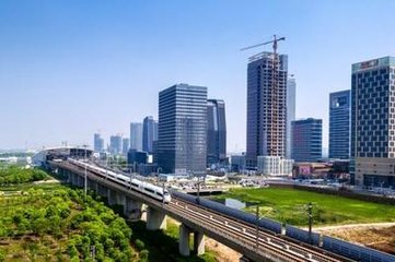高铁新城热调查：有开发商栽跟头,交通优势也是双刃剑