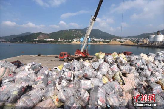 深圳海关今年前4个月查获“洋垃圾”5万余吨