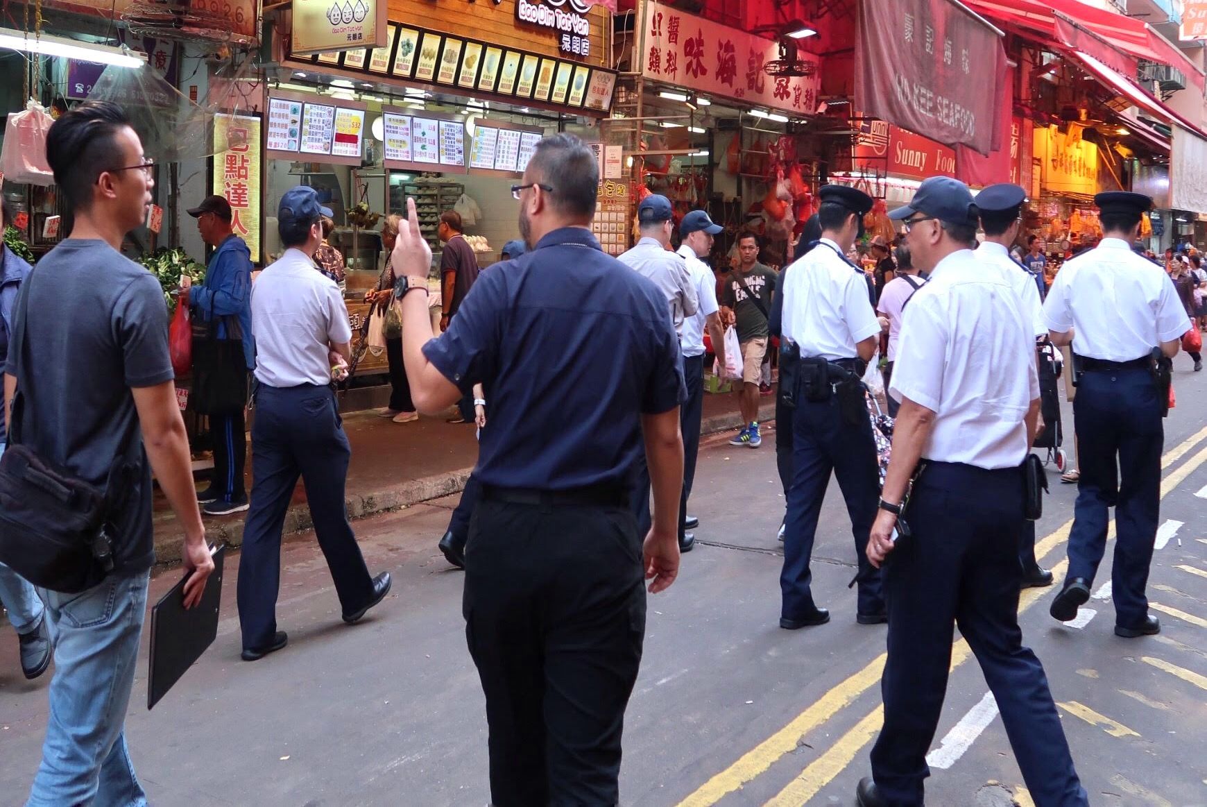 香港两连锁店用大喇叭扰民被定罪