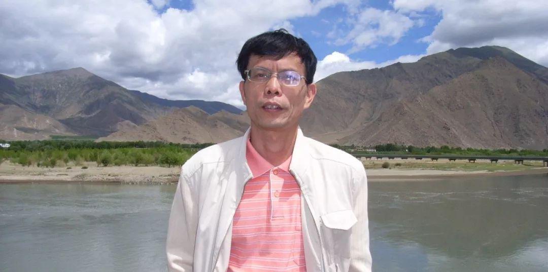 南园街道非遗馆文化大讲堂开讲 作家南翔谈采写手艺人