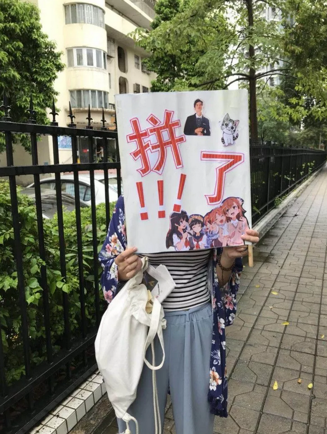 高考第一天，这些画面刷屏！网友们留言都是暖暖的感动