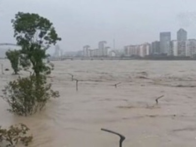 四川绵阳确认发生1949年以来最大洪水 水位仍在涨