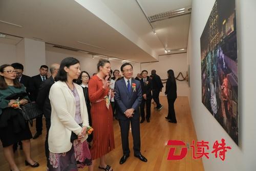 “中国与葡语国家艺术年展——哎呀”开幕