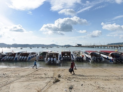 泰国对普吉逾400艘游艇排查 不达标游船禁接客出海