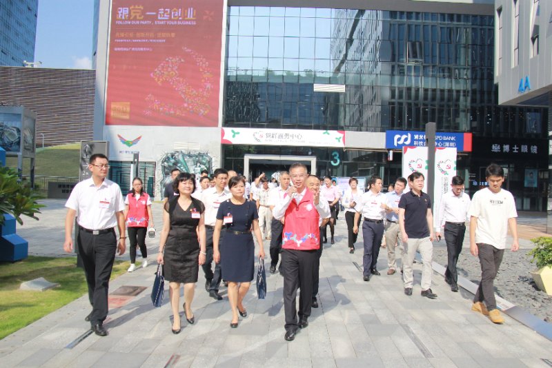 深圳湾创业广场党委：“跟党一起创业”打造党建新模式