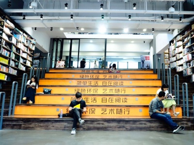 深圳这家小书店为何开了39家还这么火？据说要开100家！