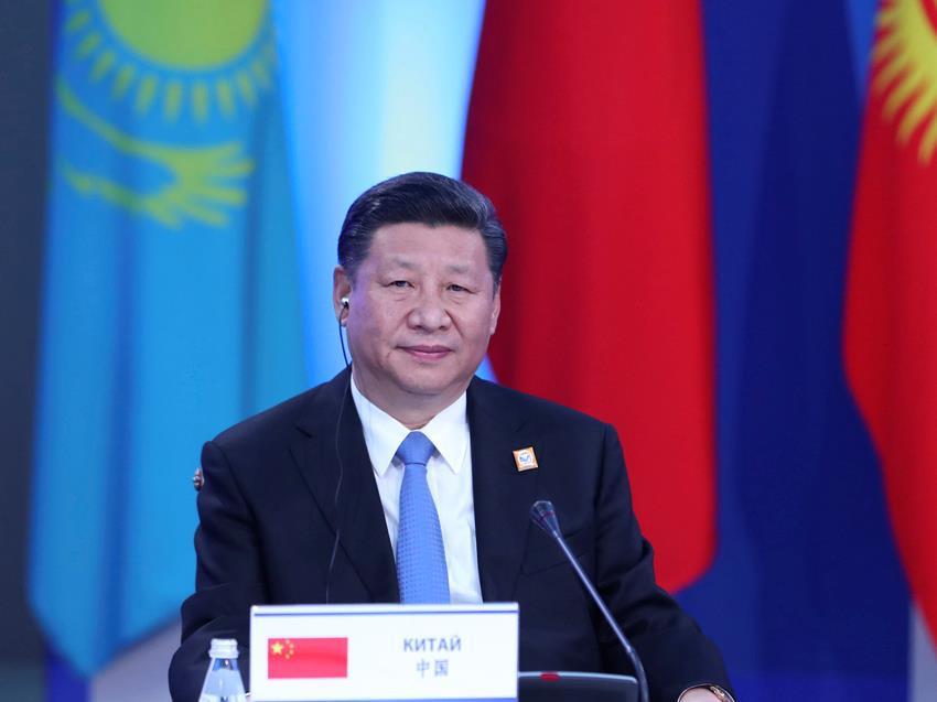 习近平会见巴西总统特梅尔