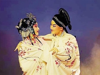 杜丽娘穆桂英登台，10场经典戏曲代表作从夏演到秋  ​
