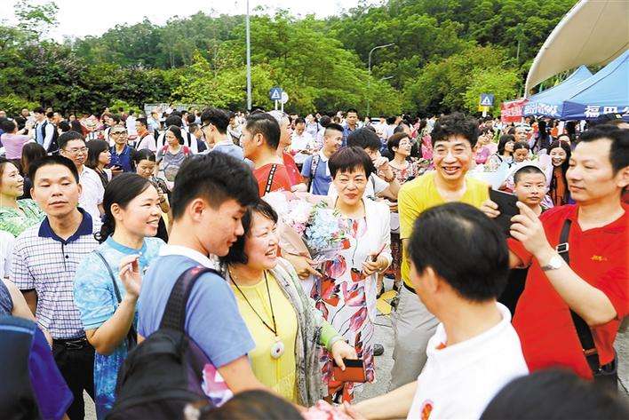 上深圳本科越来越难了！广东省内考生必须过高优线