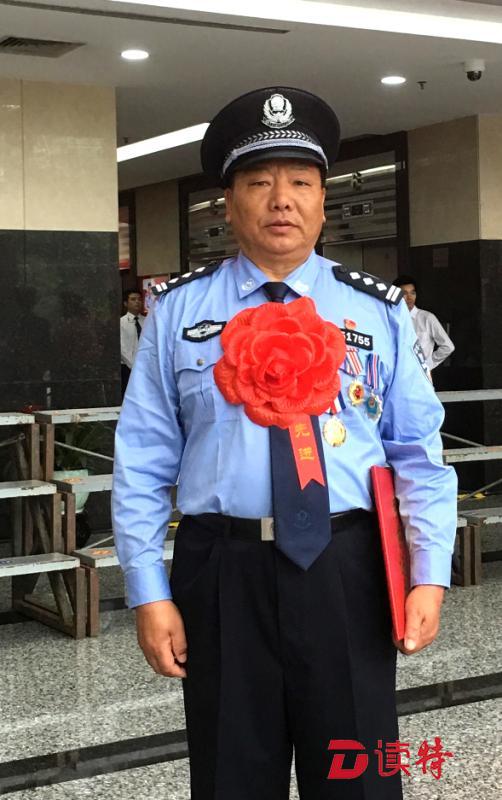 每日警星｜王如强：兢兢业业的“监管老黄牛”