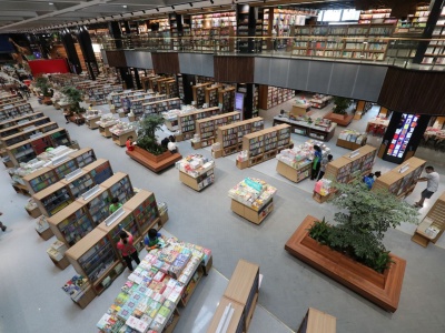 深圳龙岗有一家“无人书店”，来打卡吗？