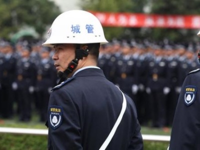 深圳市城管局最新通报：责成区街对巡查员严肃依法依纪处理