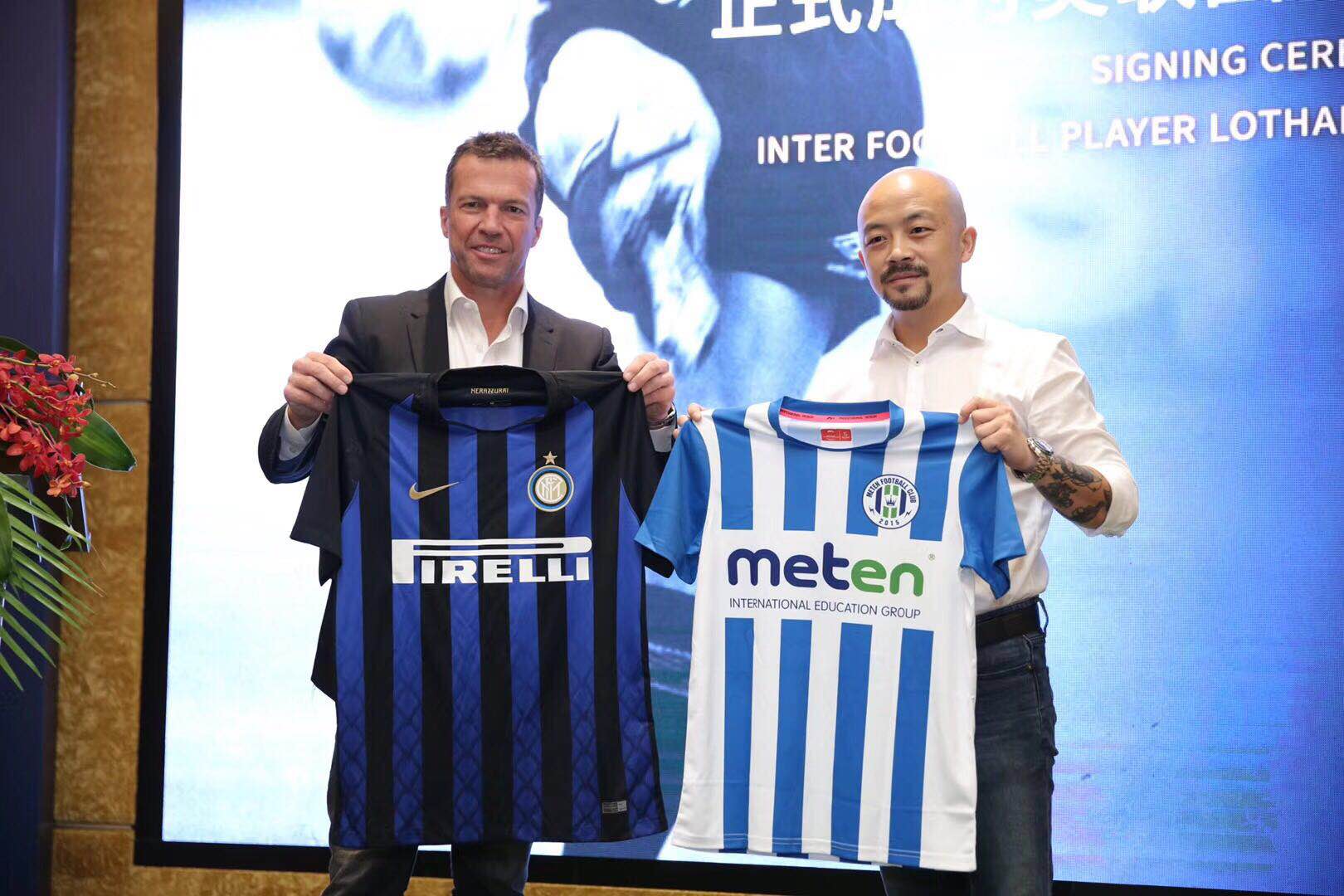 在深圳与世界足球先生一起踢球聊世界杯？这是真的！