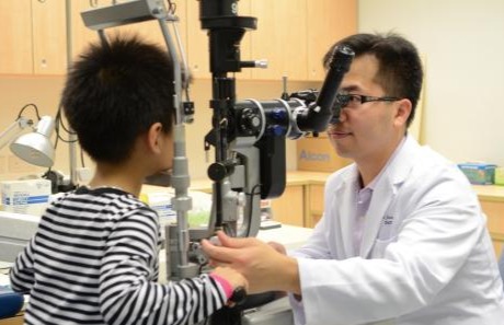 香港中文大学计划为3万儿童提供免费眼科检查