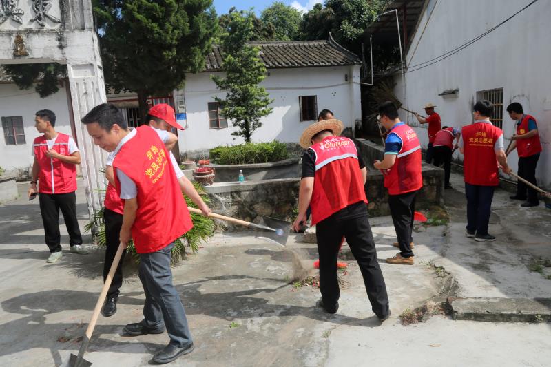 颜值大提升！坪地街道“全民清洁日”活动持续推进