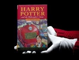稀有初版《哈利·波特》小说拍卖 5.6万英镑成交