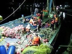 普吉岛沉船事故遇难人数已增加至40人，剩余失踪者仍在搜寻