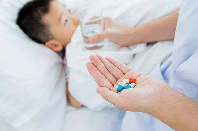 宝宝夏季发烧如何降温？