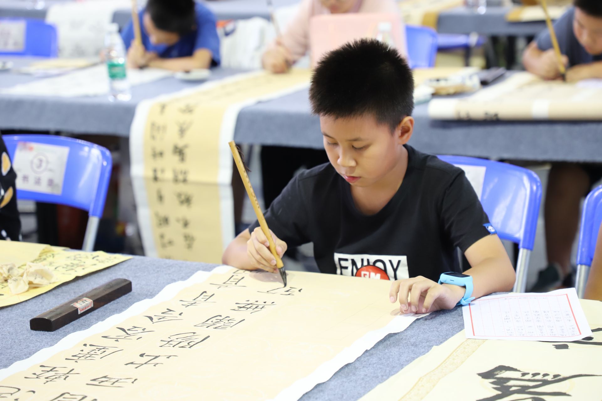 东莞举行首届“张穆杯”青少年书画现场大赛