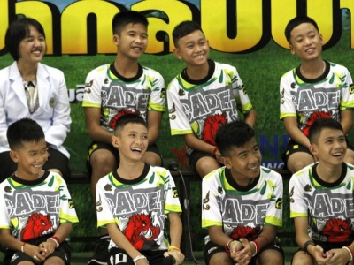 泰国洞穴被救少年足球队4人取得泰国国籍