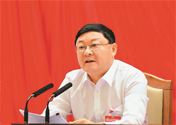 王伟中调研企业：主动作为精准高效服务企业