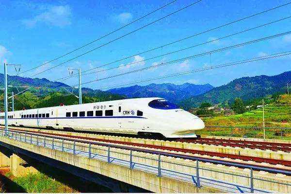 武汉至香港高铁预计9月通车 “一地两检”只需5分钟过关