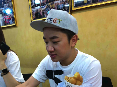 王祖蓝快手“吃螃蟹”引领美食时尚 下一个爆款餐厅落座香港