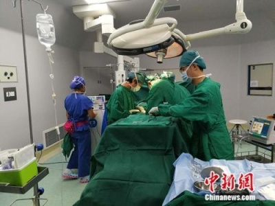 首个“中国医师节”来了！国家多措并举保障医师权益