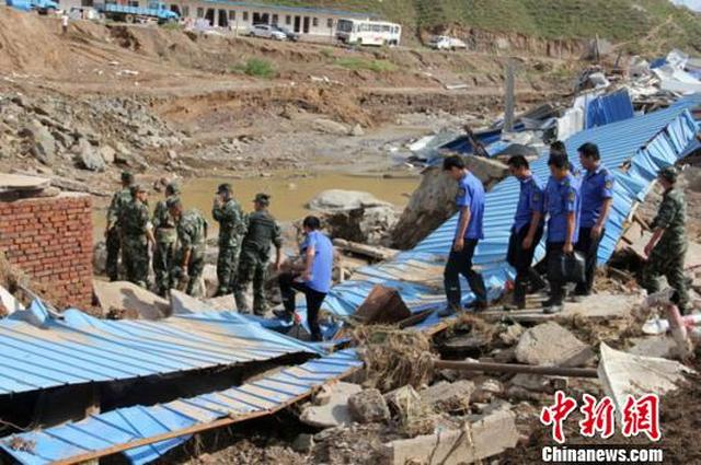 甘肃靖远特大暴雨引发山洪 已致10人遇难2人失踪