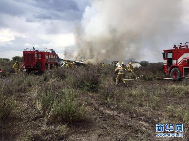 墨西哥坠落客机无人死亡 初步报告机上无中国公民