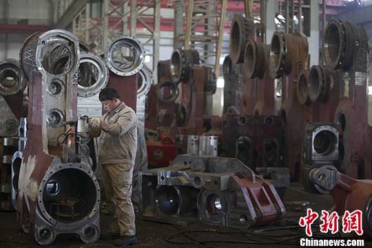 发改委：上半年制造业服务业发展保持增长平稳良好势头