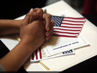 美国移民局新规：申请者资料不完整 可直接拒绝