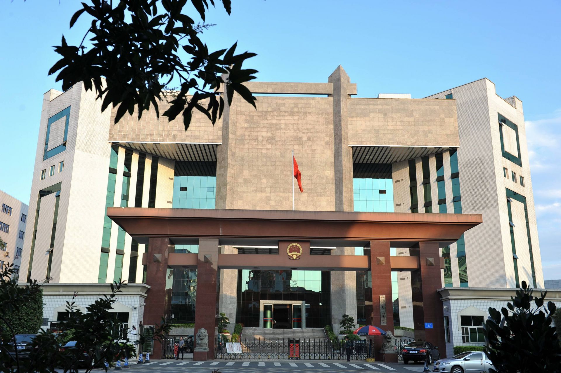 龙岗法院受理涉黑涉恶案件17宗 已判决15案42被告