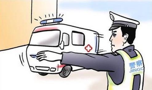 开辟生命通道！以为脑溢血母亲出车祸儿子求助交警寻人