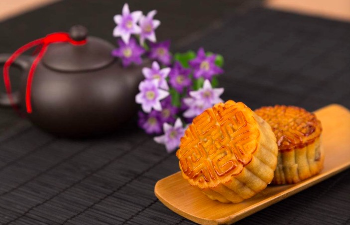 中秋将至 吃月饼的正确“姿势”了解一下！ 