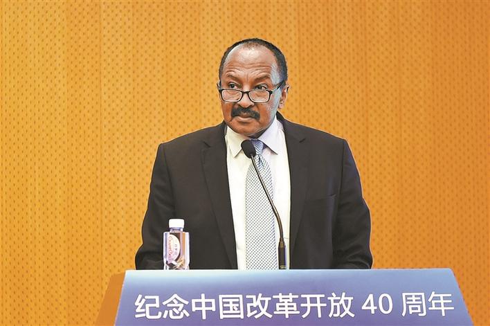 阿拉伯国家联盟驻华代表处主任马哈茂德·艾敏： “中国智慧”“中国经验”值得借鉴