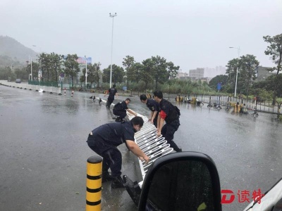 惠州民警与街道办工作人员排除安全隐患及应急救援