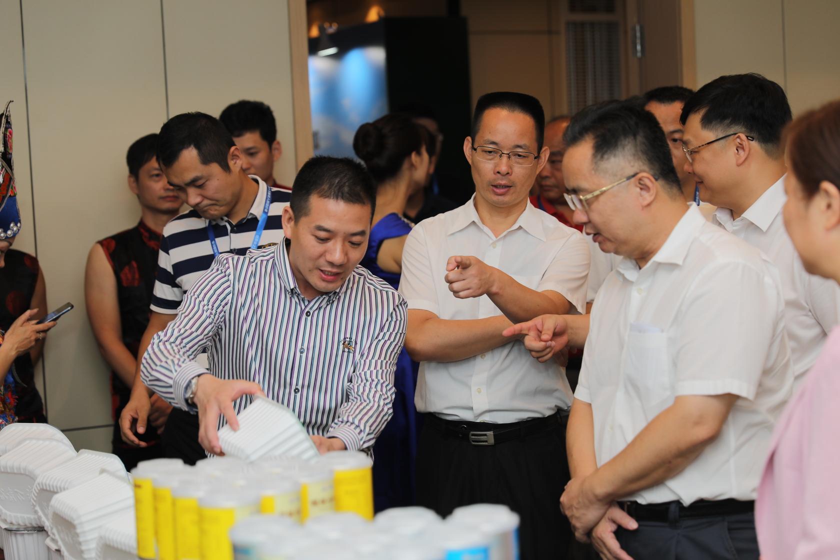 广西原生态土鸡走进深圳 报业集团电商渠道销售额超2000万